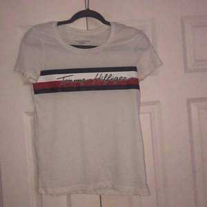 White Tommy Hilfiger t-shirt